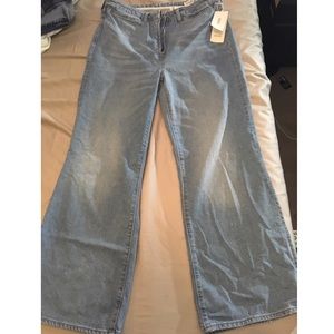 Light Wash, High waisted, Bell Bottom Style Jeans